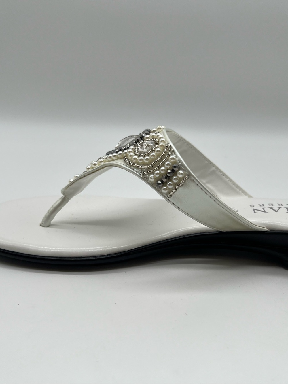 Italian Shoemakers White Embellished Thong Sandals - Picture 3 of 6